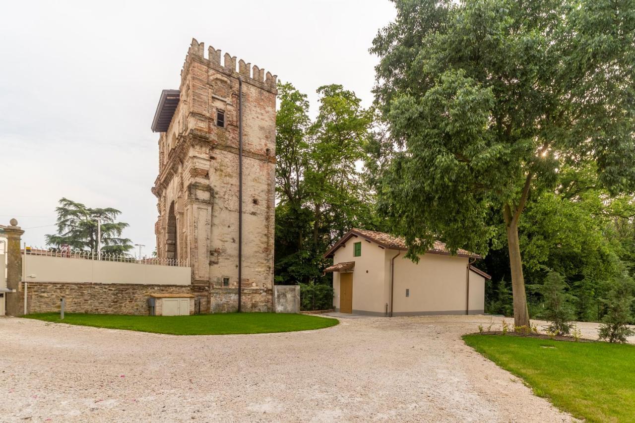 Al Torrione Apartman Collecchio Kültér fotó